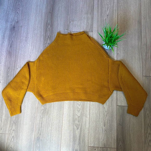 Free People Sweaters - Free People Cropped Mock Neck Sweater Extra Small